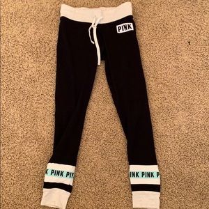 PINK leggings !